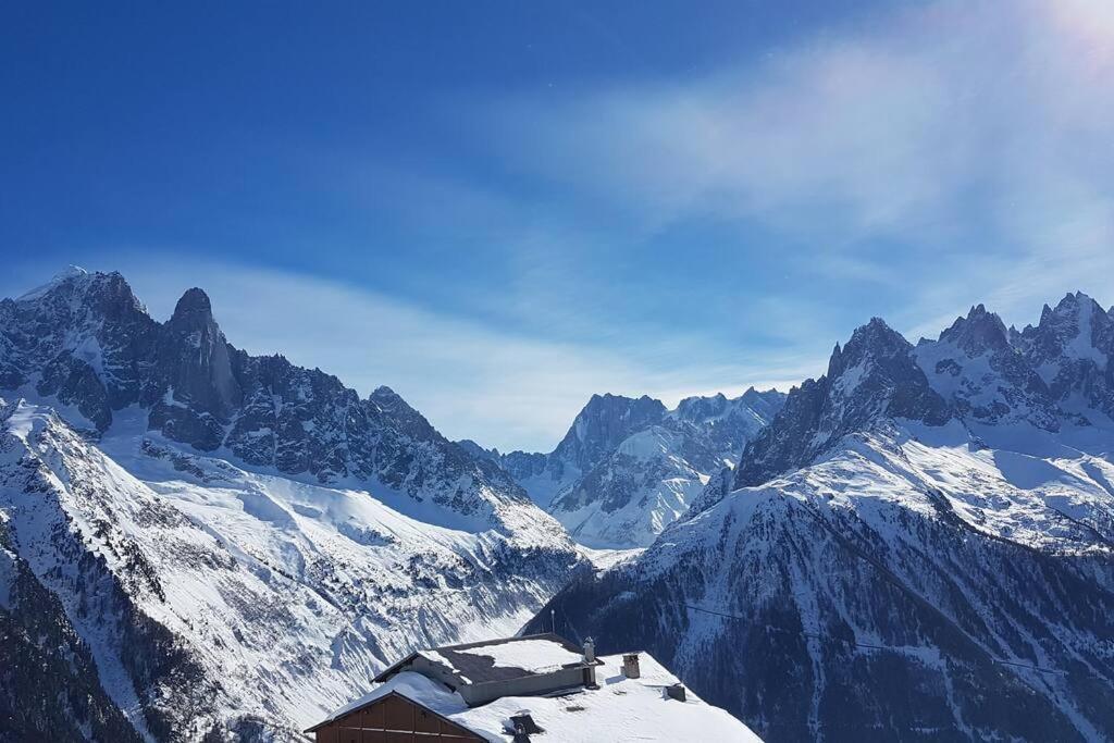 Chalet L'Ilet Ensoleille /Sunny Island Chalet Chamonix Exterior foto